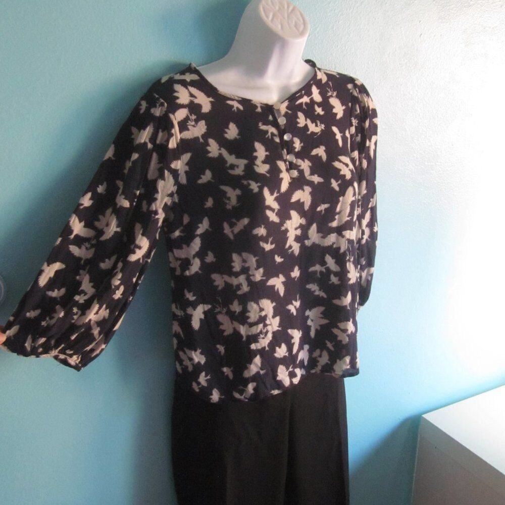 Anthropologie Maeve Womens Size 2 Navy Blue & White Bird Print Blouse Pullover